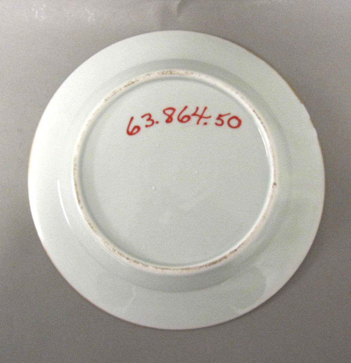 1963.0864.050 Porcelain plate underside