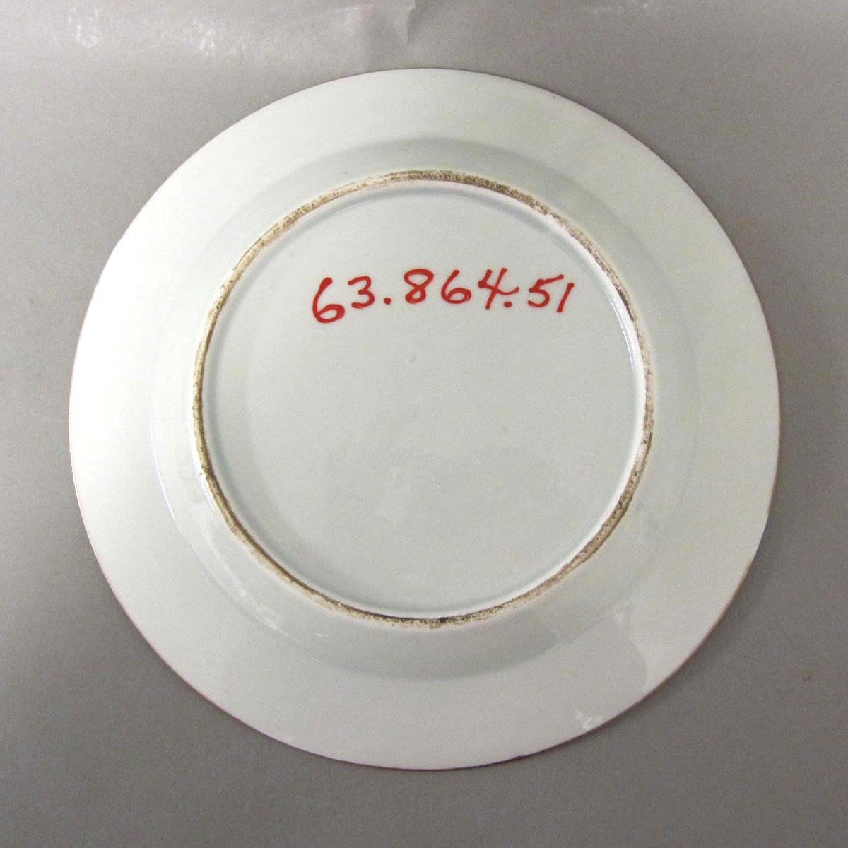 1963.0864.051 Porcelain plate underside