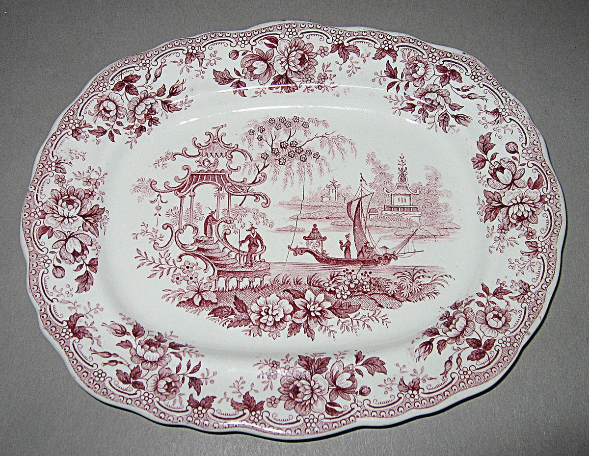 1955.0136.157 Miniature transfer printed dish
