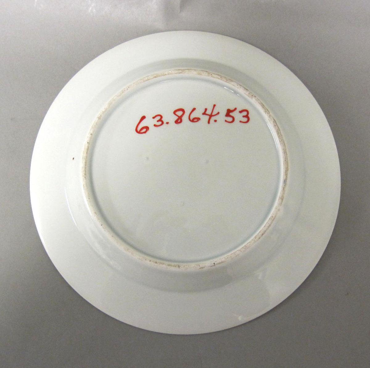 1963.0864.053 Porcelain plate underside
