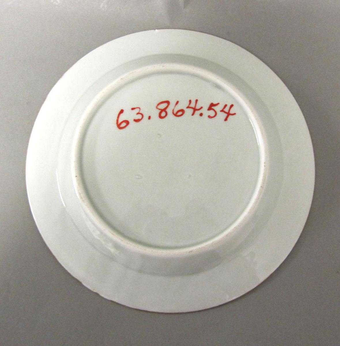 1963.0864.054 Porcelain plate underside