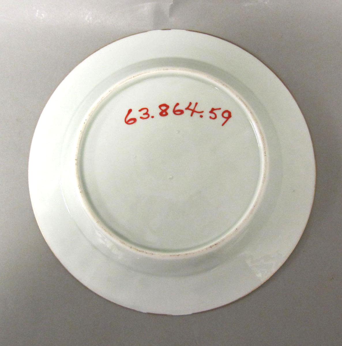 1963.0864.059 Porcelain plate underside