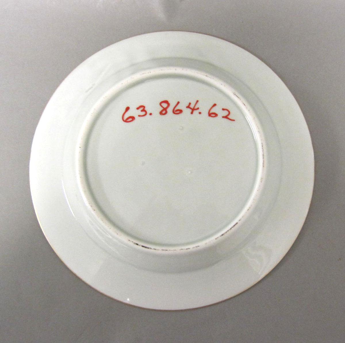 1963.0864.062 Porcelain plate underside