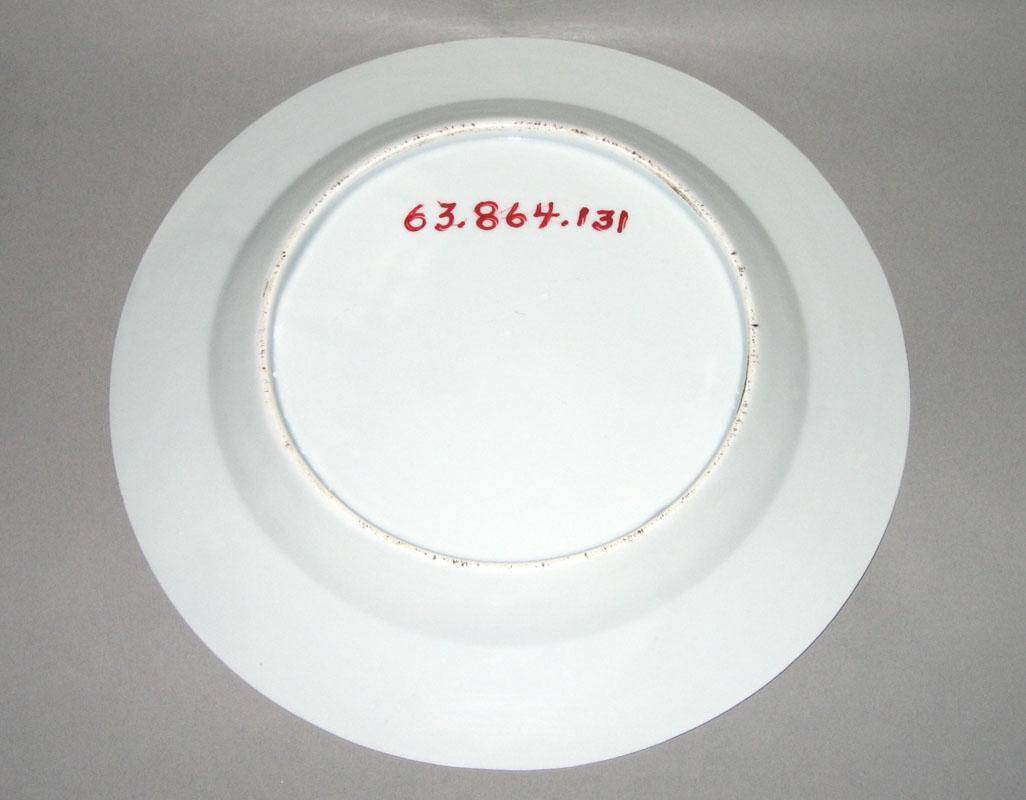 1963.0864.131 Plate underside