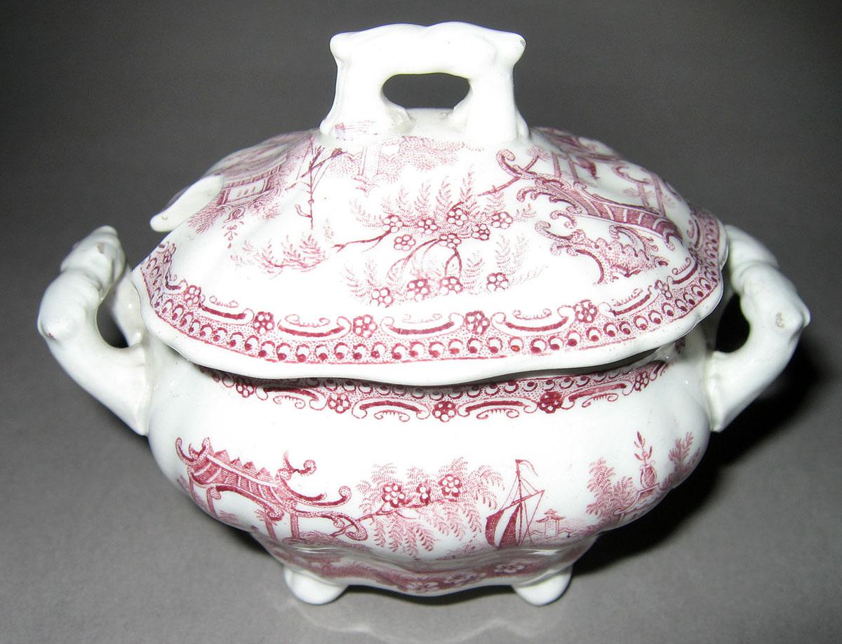 1955.0136.171 A, B Miniature purple transfer tureen