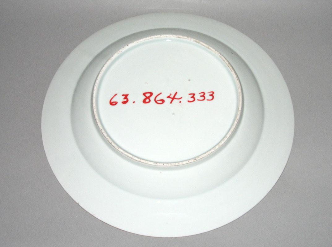 1963.0864.333 Plate or bowl underside
