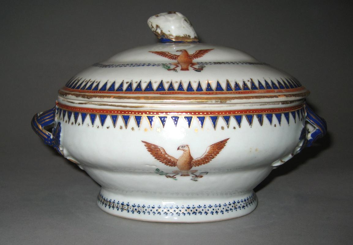 1963.0864.387 Tureen