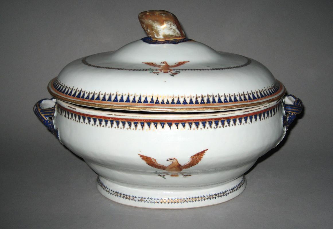 1963.0864.388 Tureen