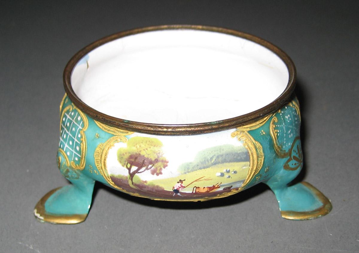 1963.0879.002 Dish