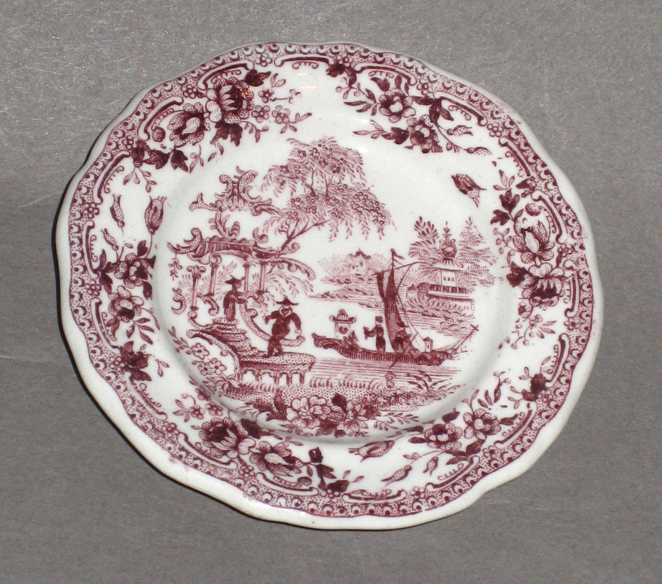 1955.0136.200 Miniature plate with chinoiserie printed scene