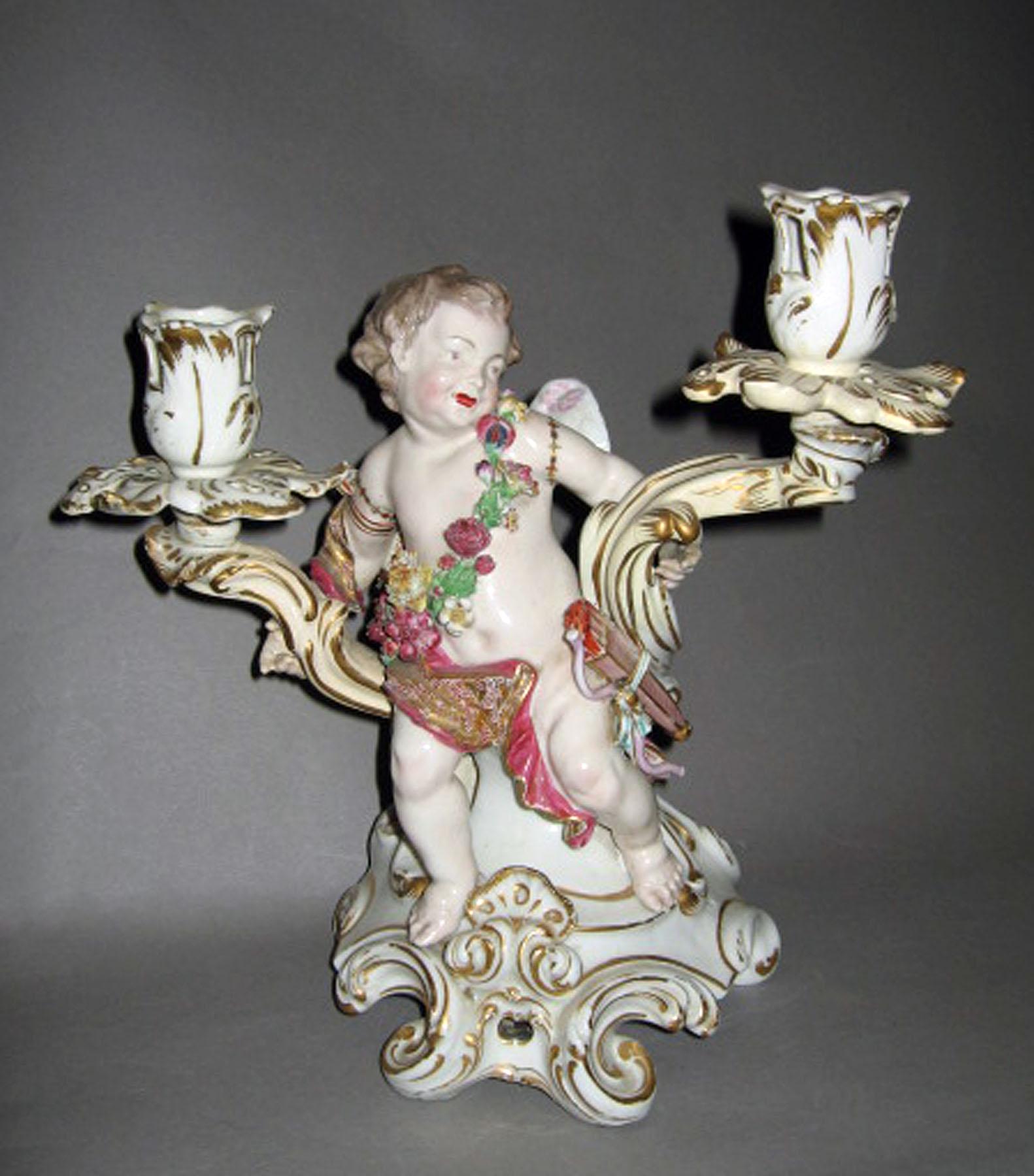 1963.0914 Porcelain candlestick figure