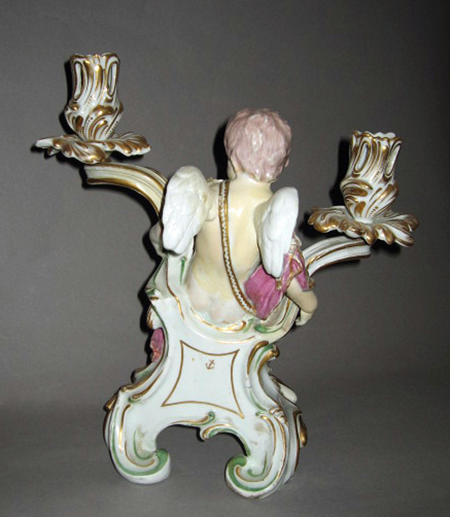 1963.0916 Porcelain candlestick figure (reverse)