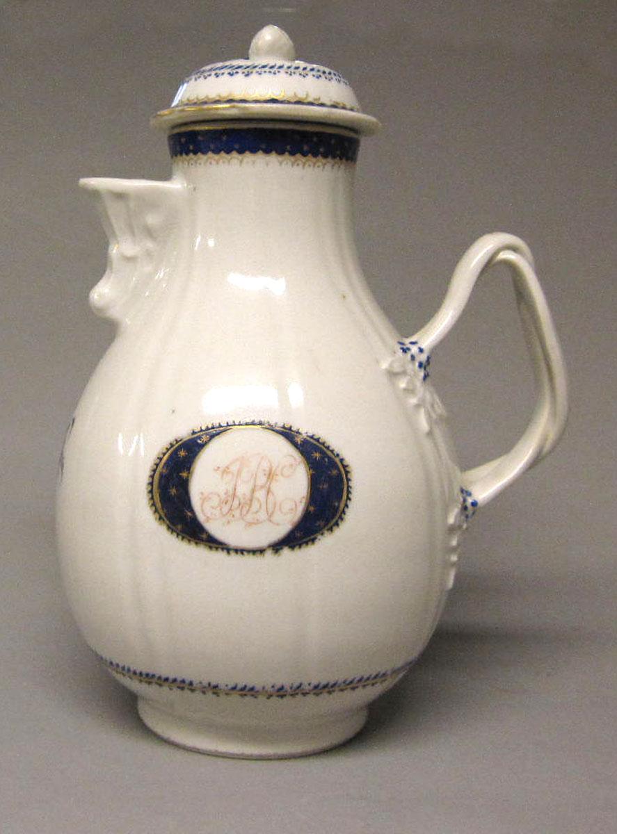 1963.0963 A,B Porcelain chocolate pot