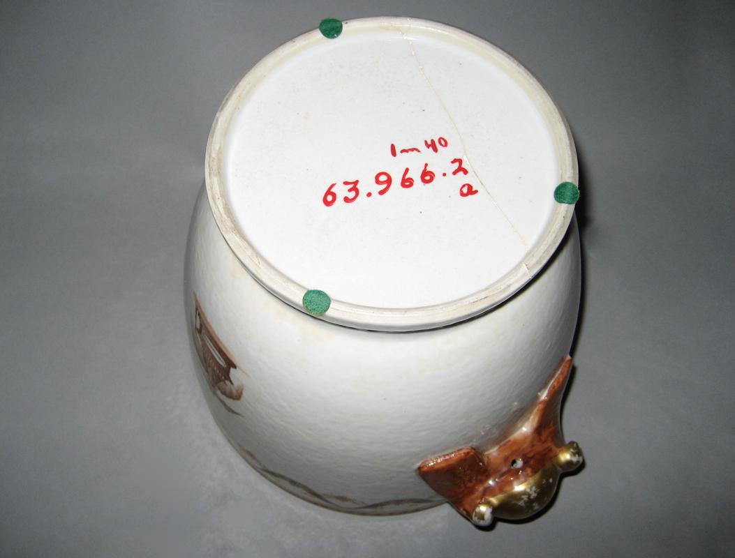 1963.0966.002 Glacier underside