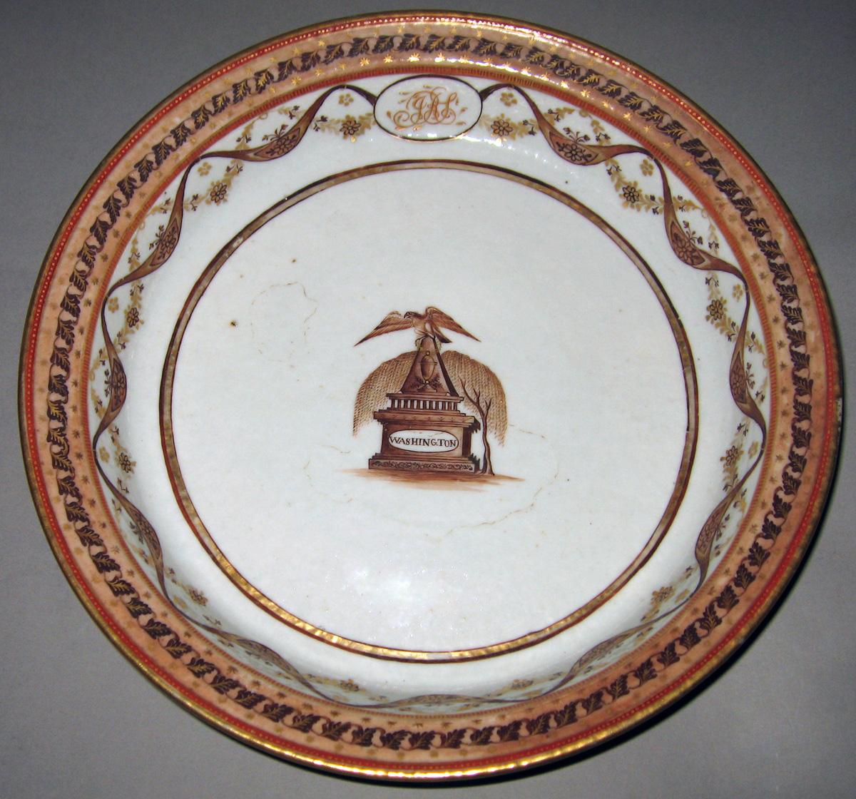 1963.0966.004 Porcelain Dish