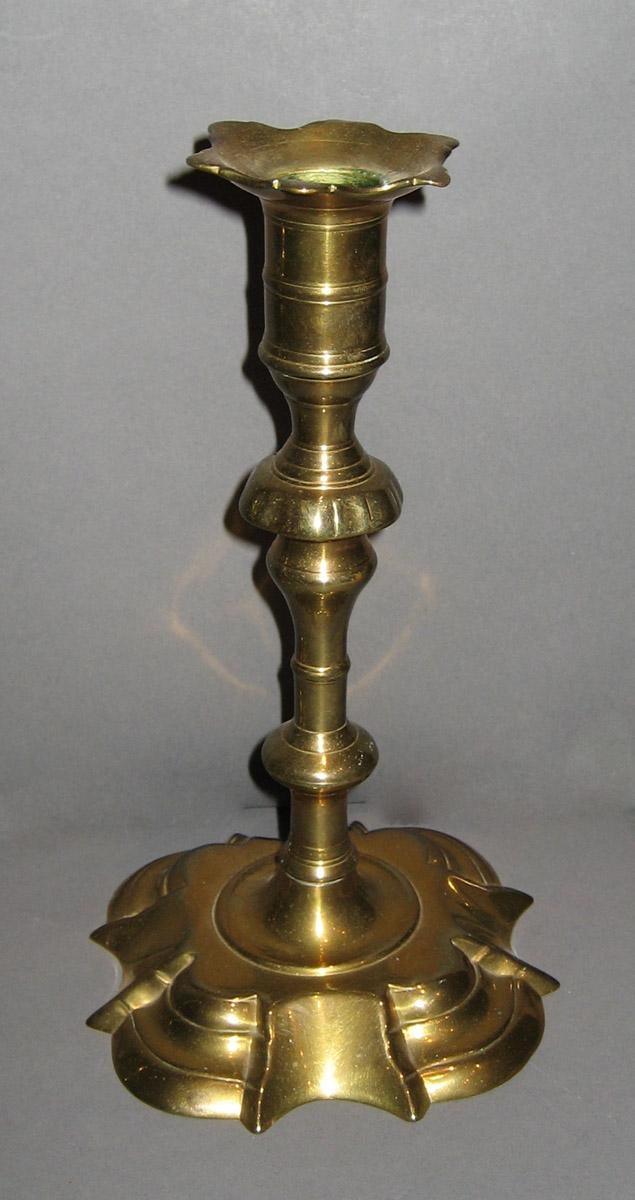 1963.0974.002 Candlestick