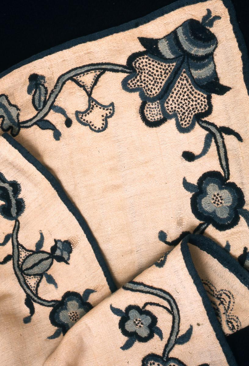 1964.0020 Panel, Embroidered panel (detail)