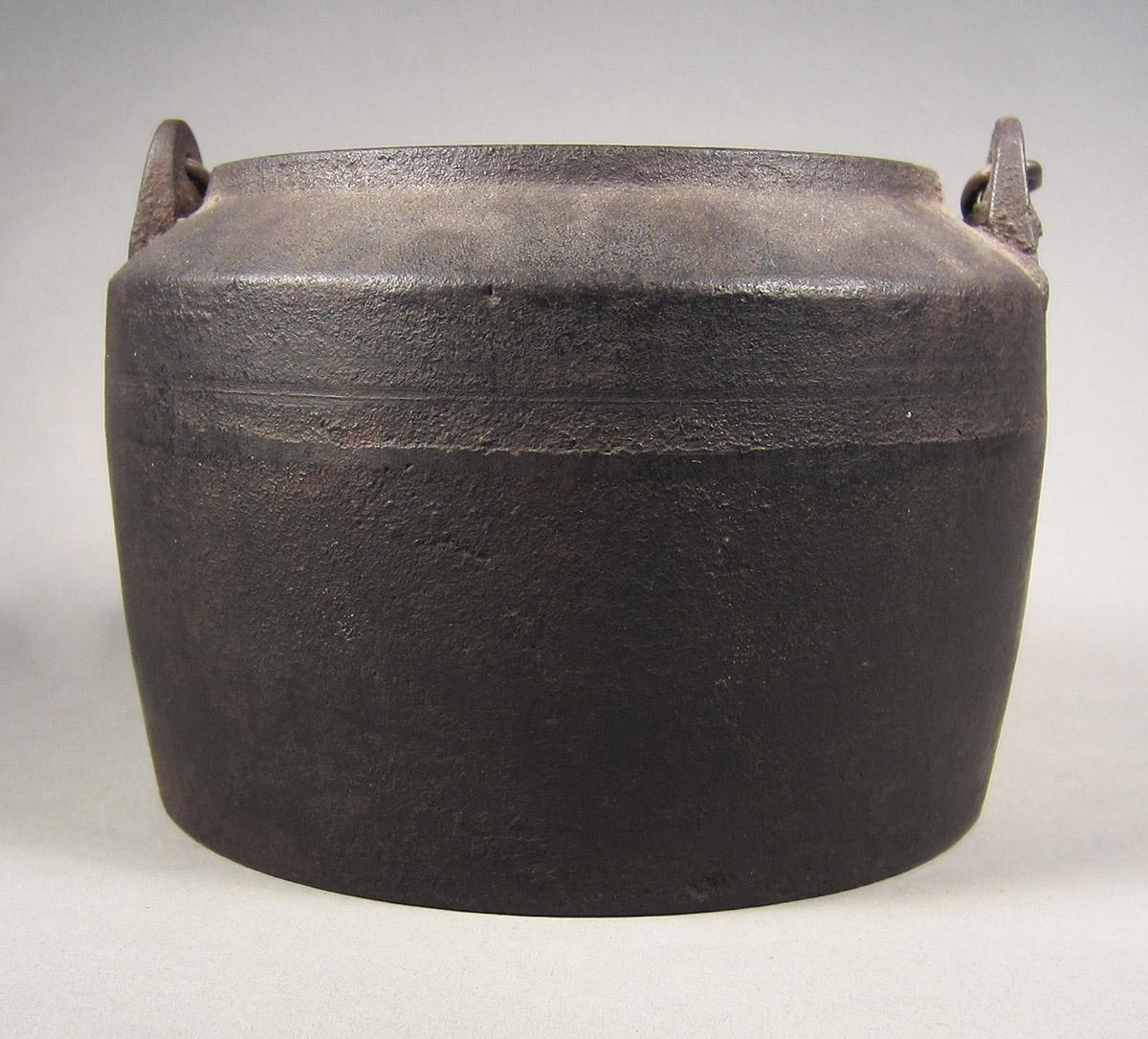 1964.0027, Glue pot, piece A side 1