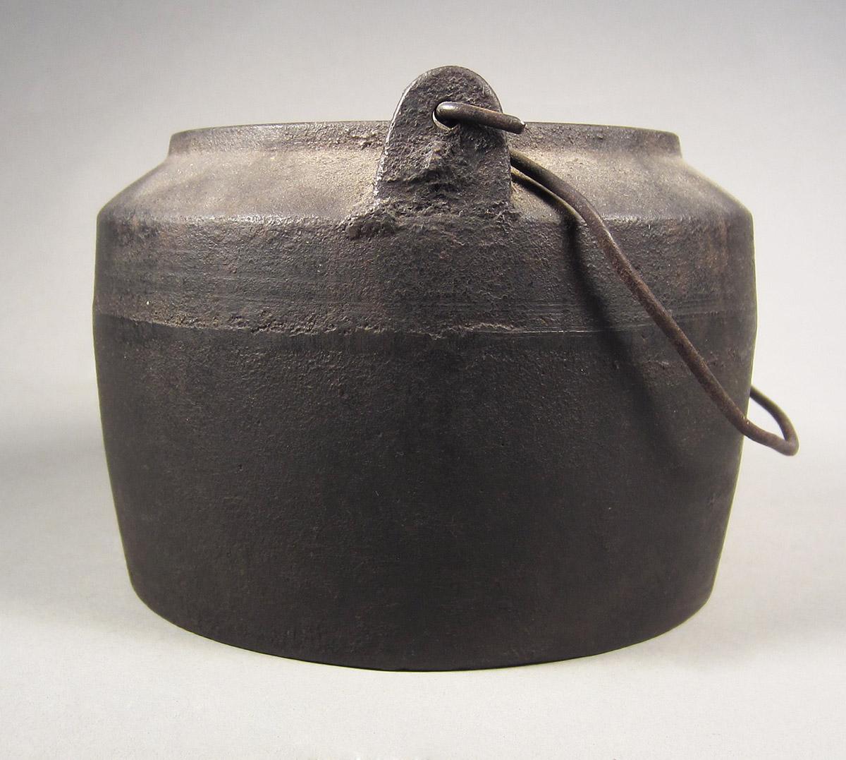 1964.0027, Glue pot, piece A side 2
