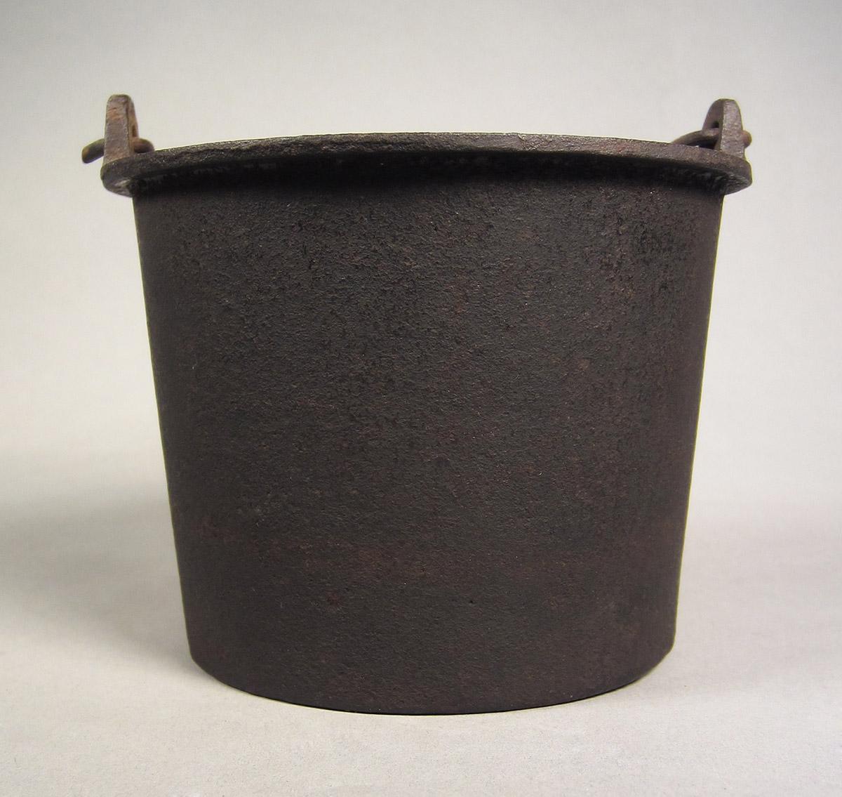 1964.0027, Glue pot, piece B side 1
