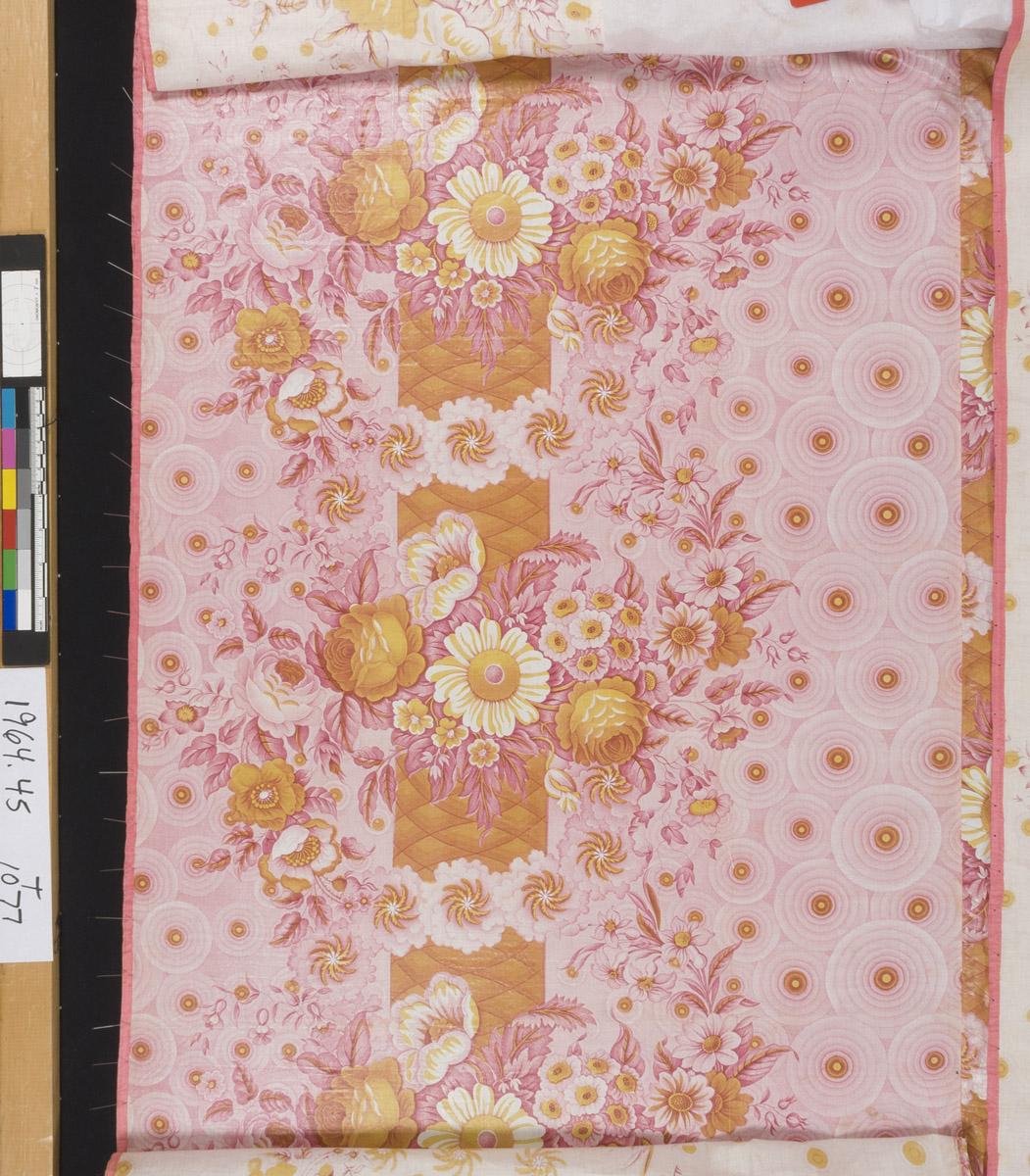 1964.0045 Textile, printed, detail 1