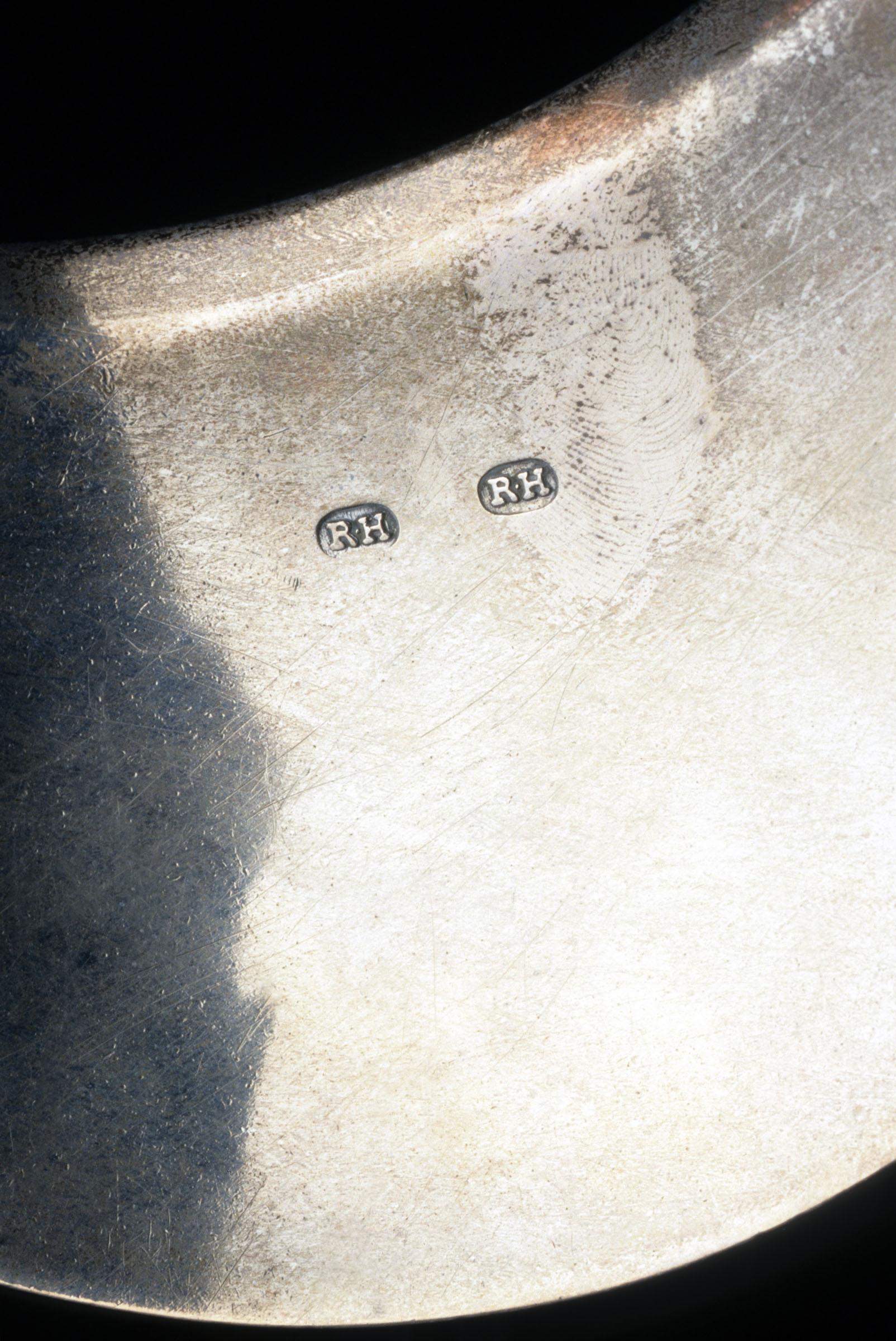 1964.0050 Gorget, detail 1