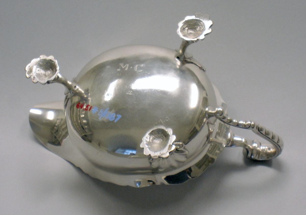 1964.0051 Silver Sauceboat underside