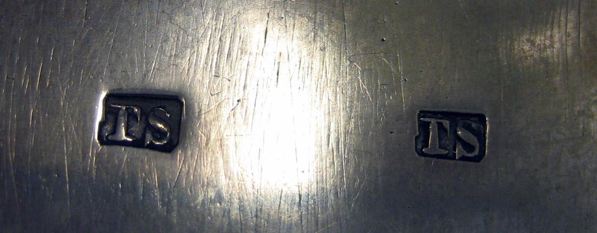 1964.0057 Silver Snuffer tray mark 1