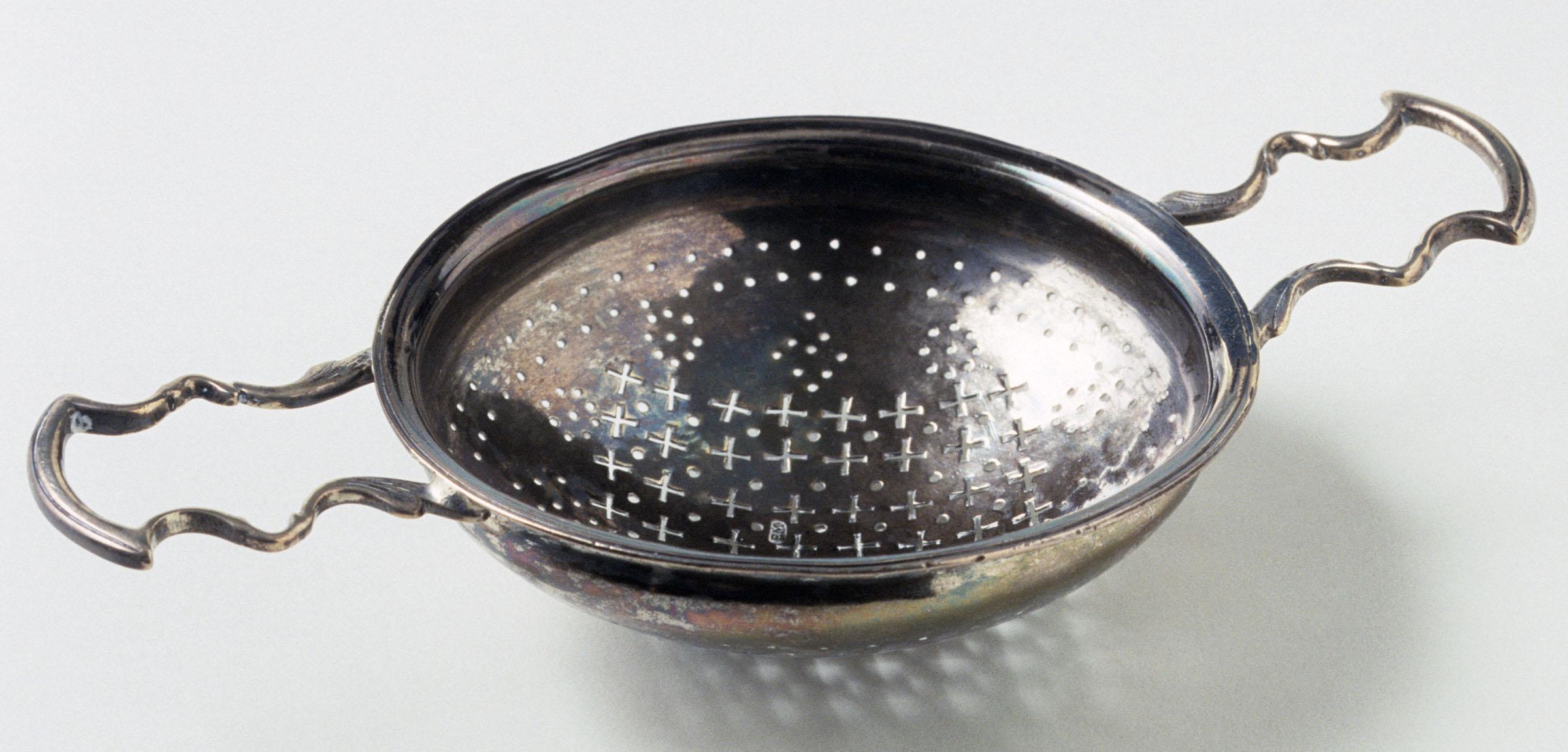 1964.0058 Strainer, view 1