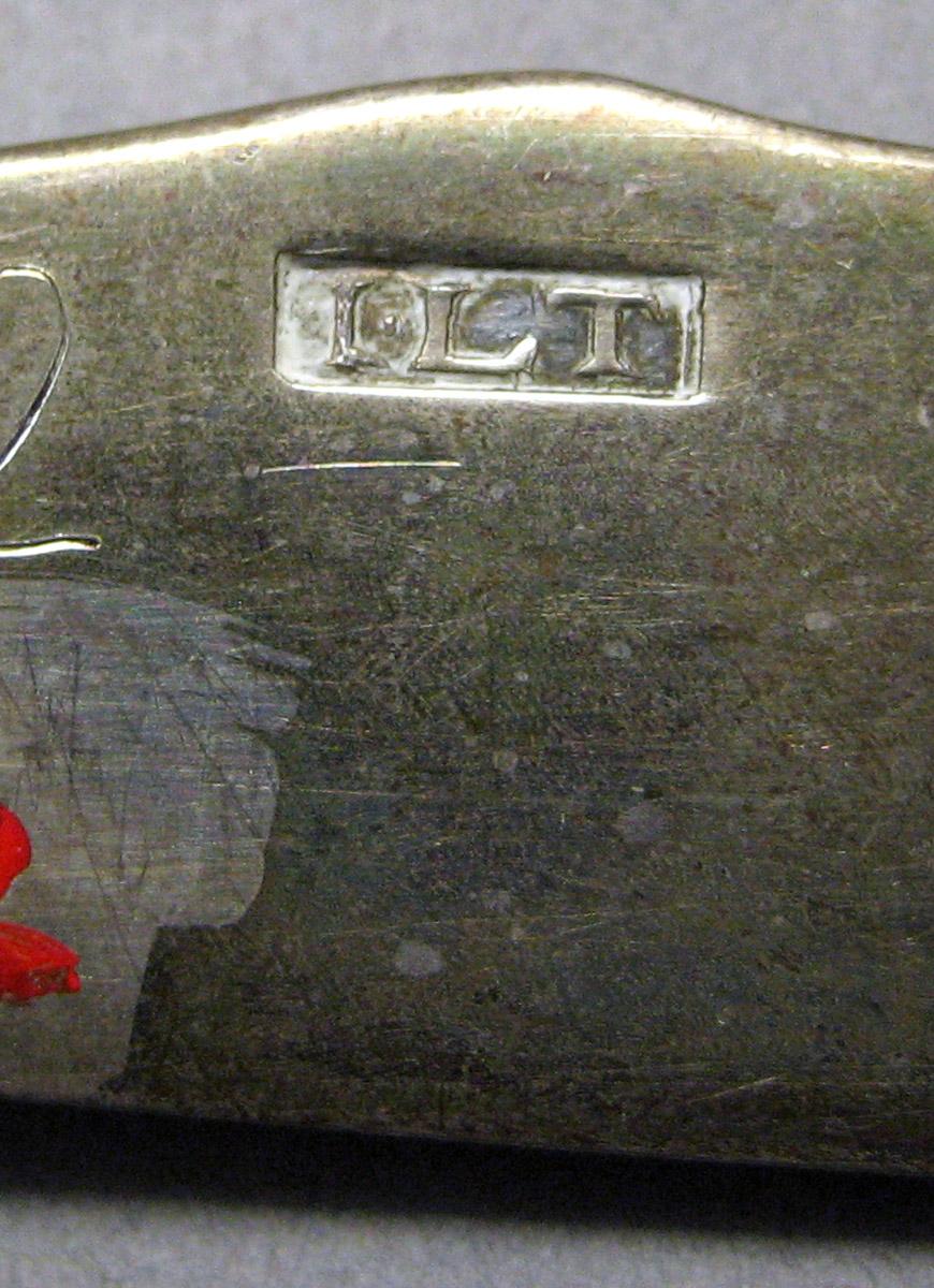 1964.0067.002 Silver Knife mark