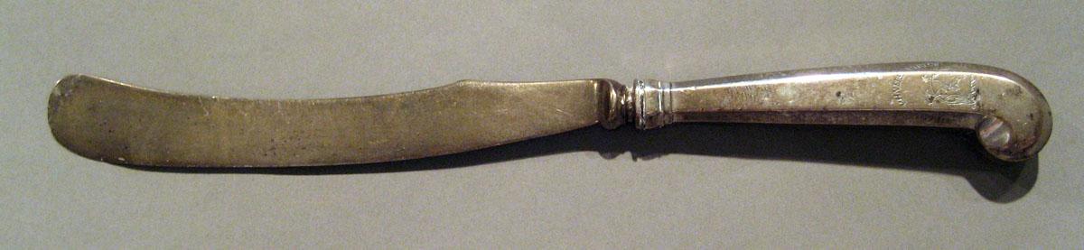 1964.0067.006 Silver Knife side 1