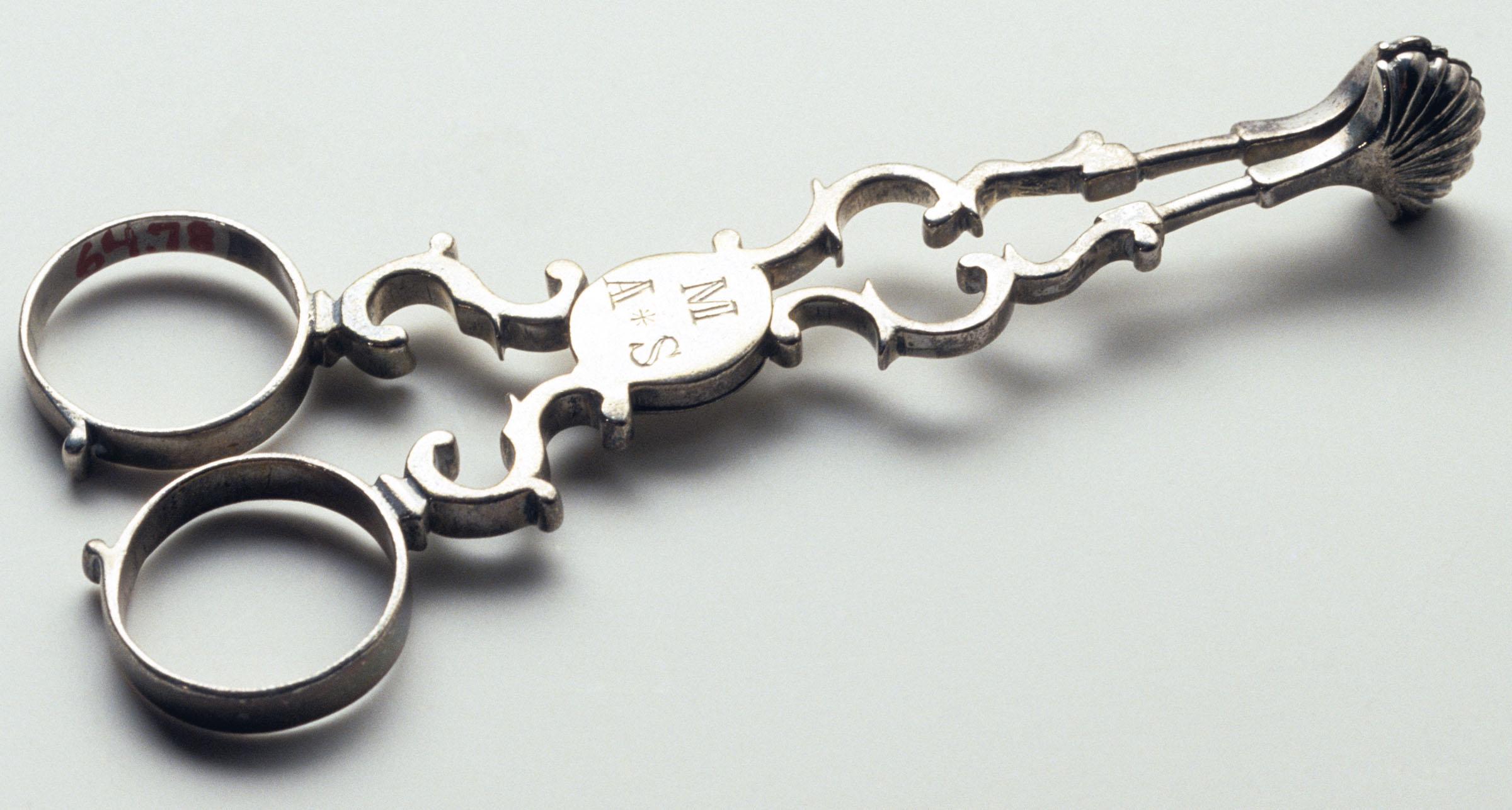 1964.0078 Sugar Tongs, view 1