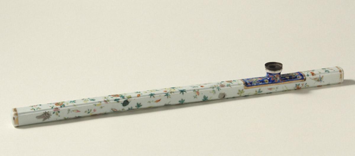 1964.0085 Opium pipe, view 2