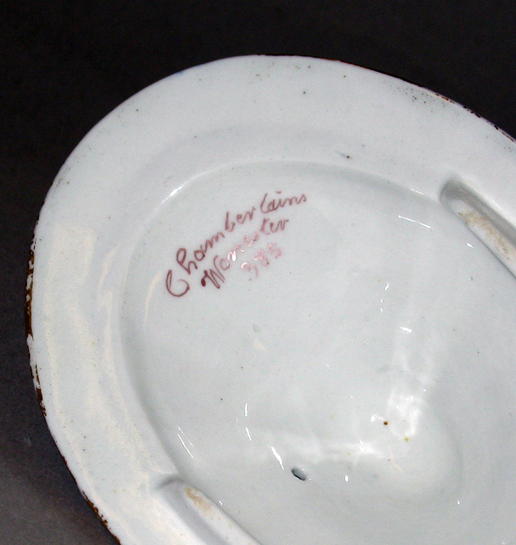 1964.0100 A, B Chamberlain teapot (mark)