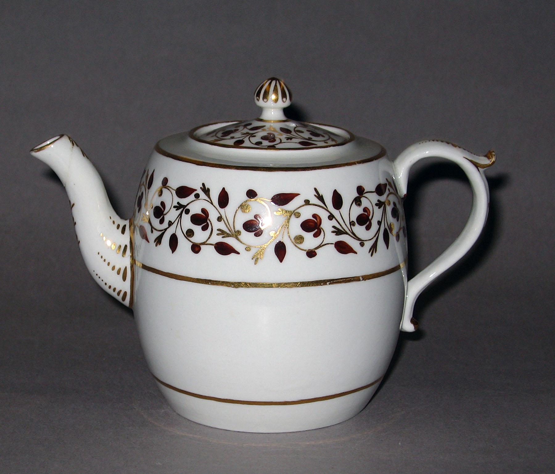 1964.0103 A, B Flight and Barr Worcester soft-paste porcelain teapot
