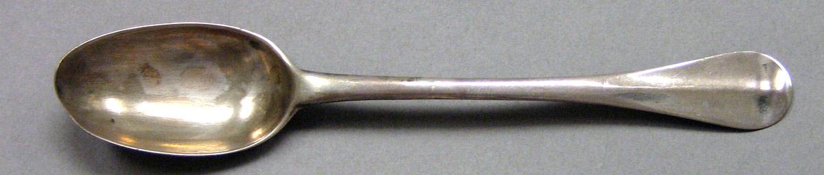 1964.0111 Silver Spoon upper surface
