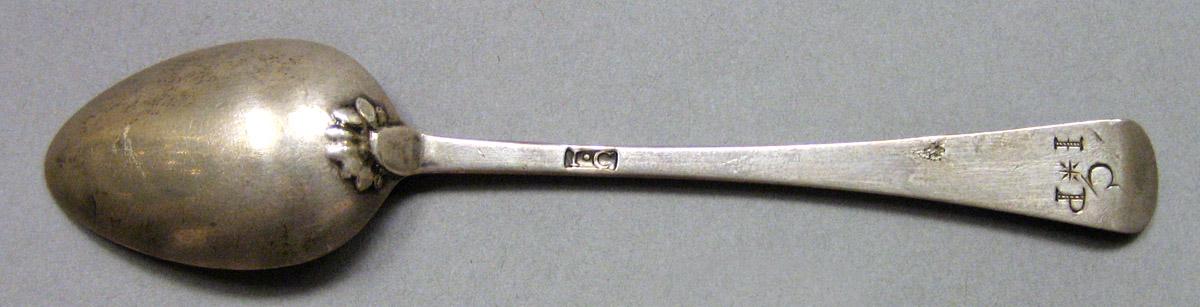 1964.0117 Silver Spoon underside