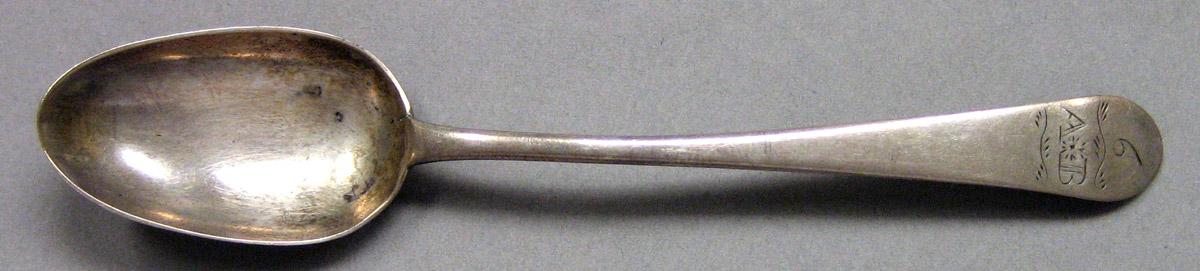 1964.0119 Silver Spoon upper surface