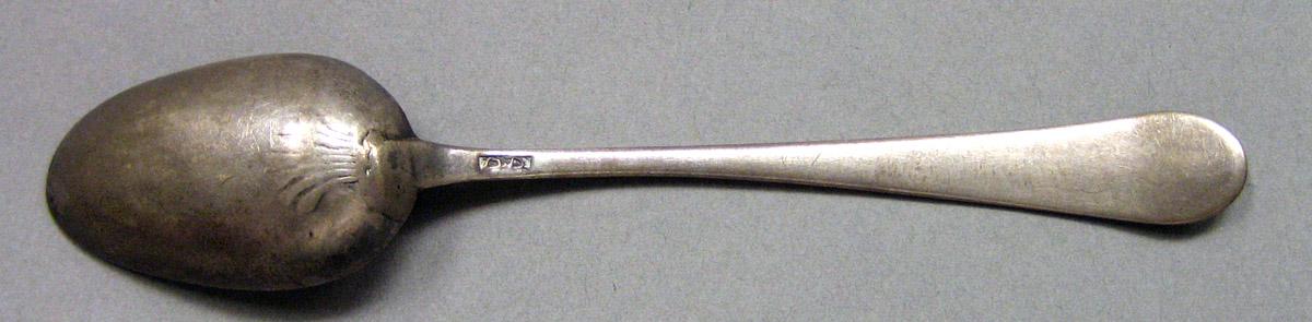 1964.0119 Silver Spoon underside