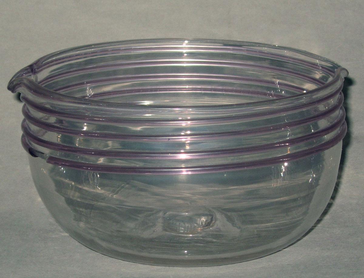 1964.0133.008 Glass bowl