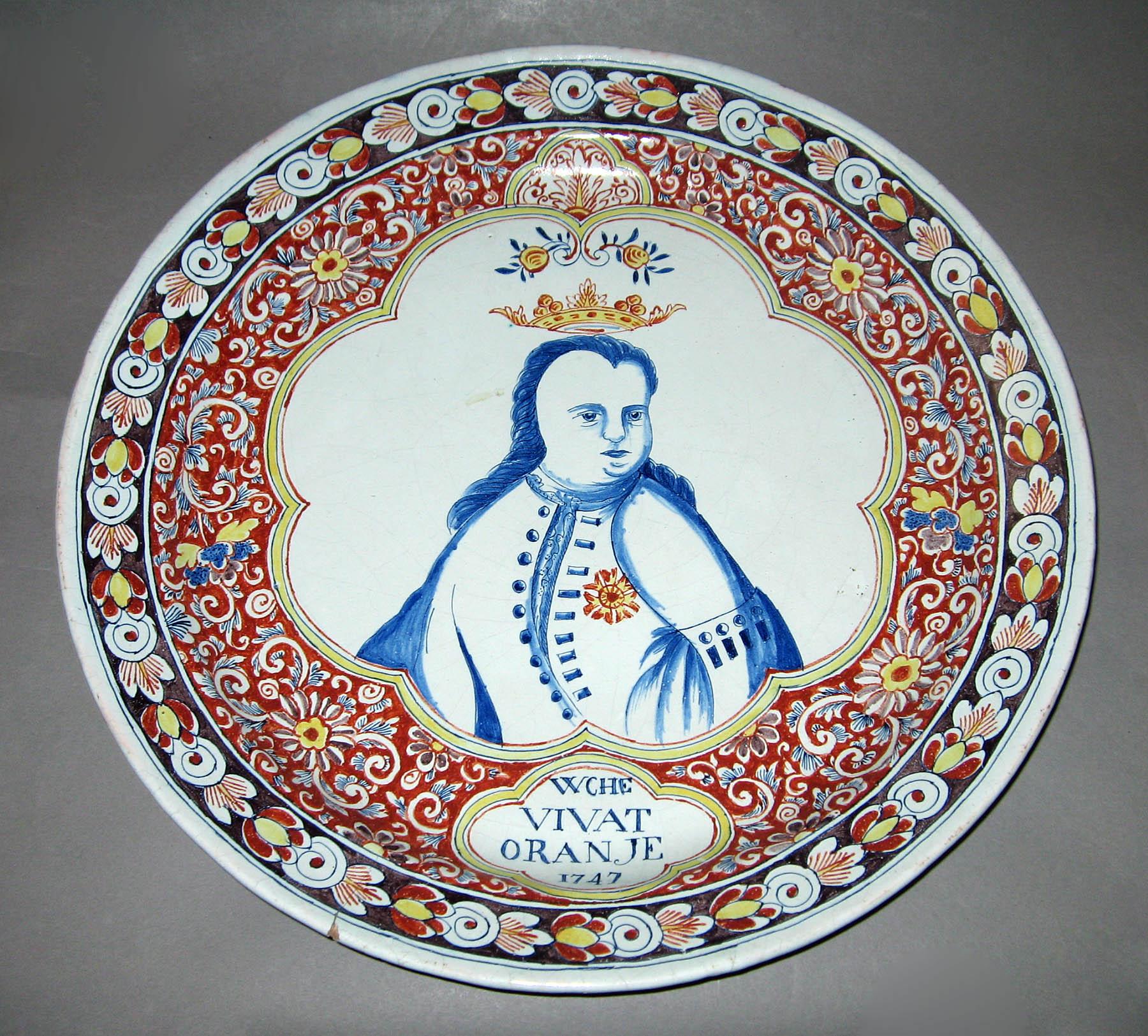 1964.0144 Tin-glazed earthenware dish