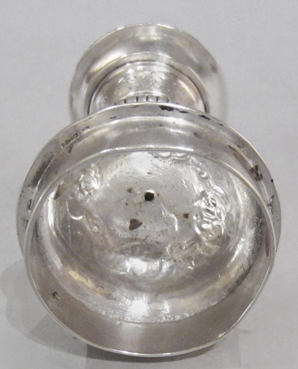 1964.0153 H Standish, candle cup, underside