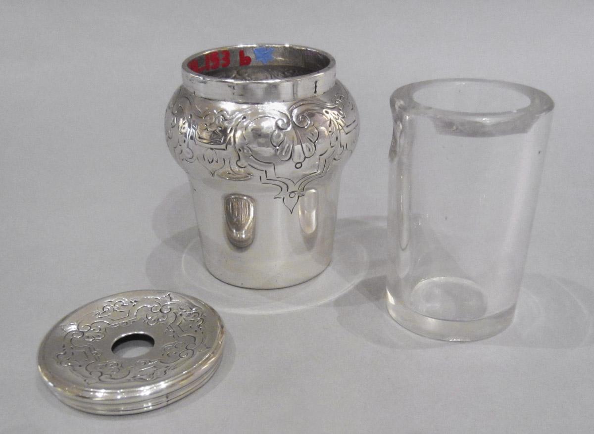 1964.0153 B, C, G Standish inkwell, lid and liner
