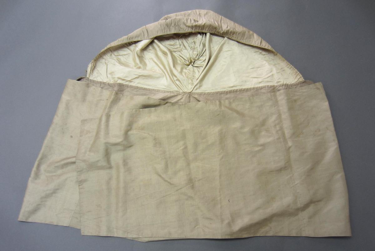 1964.0164 Hooded shawl, Front