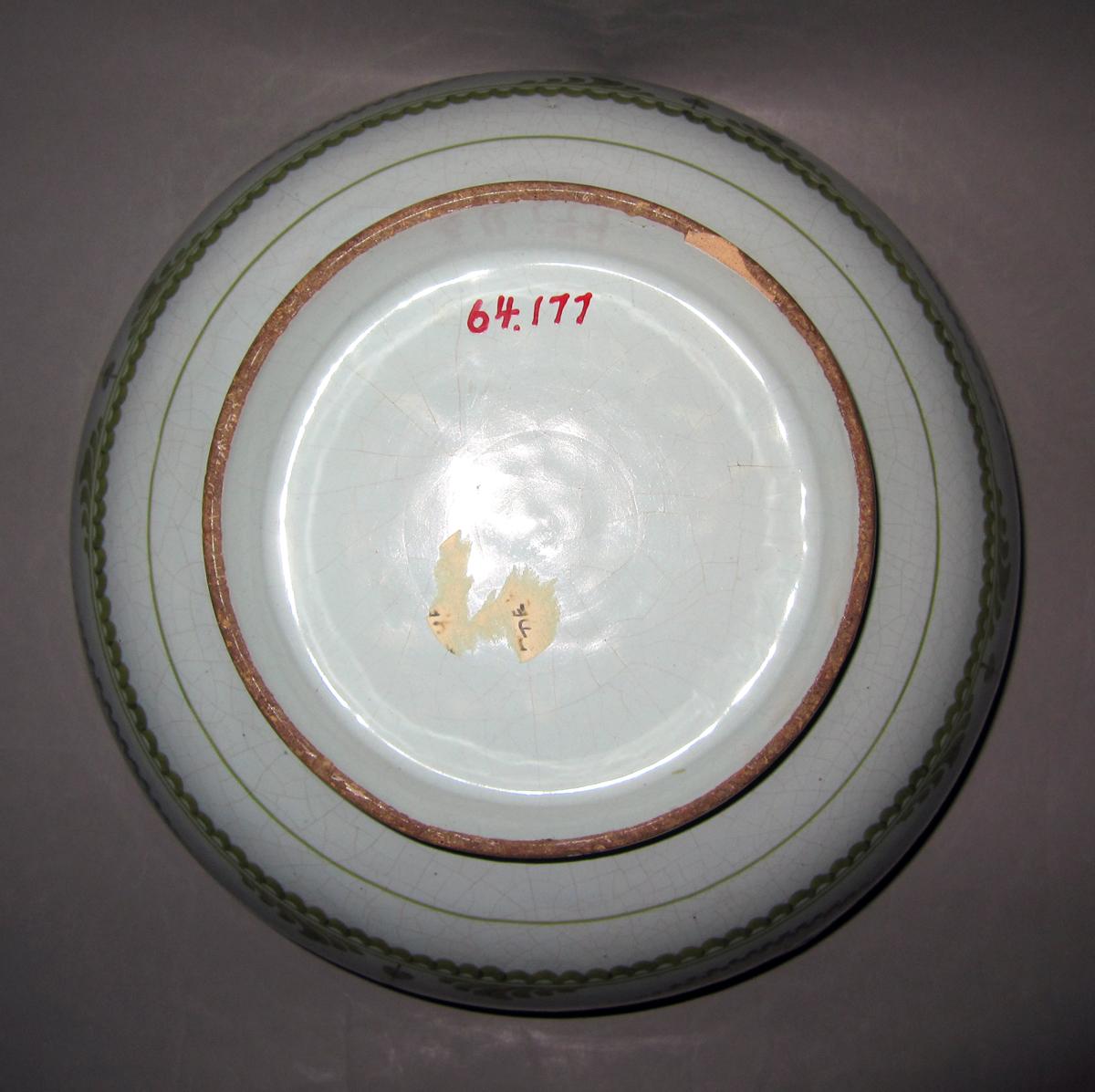 1964.0177 Delft bowl or punch bowl underside
