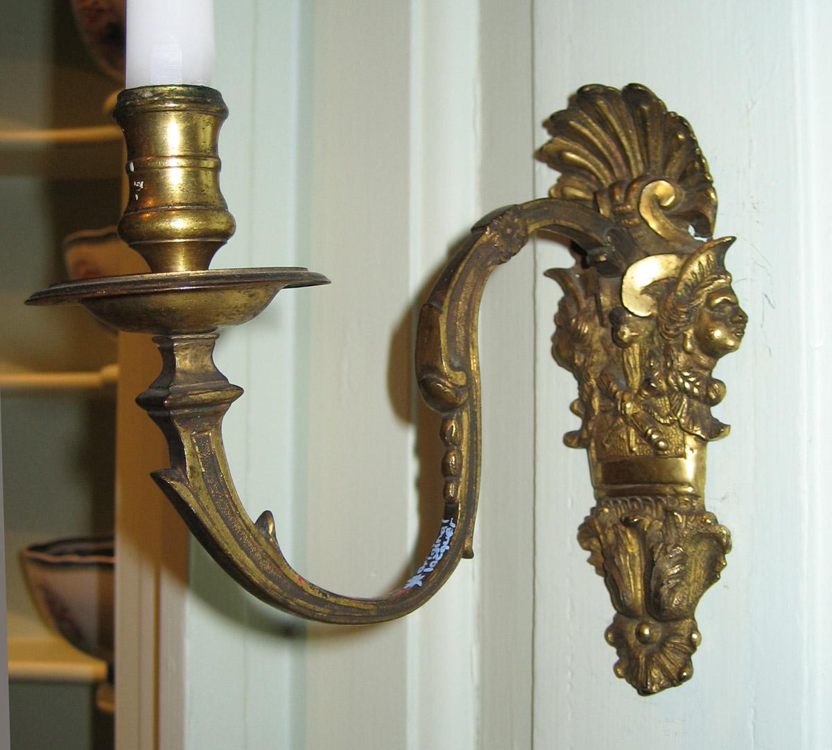 1964.0530.002 Sconce (detail)