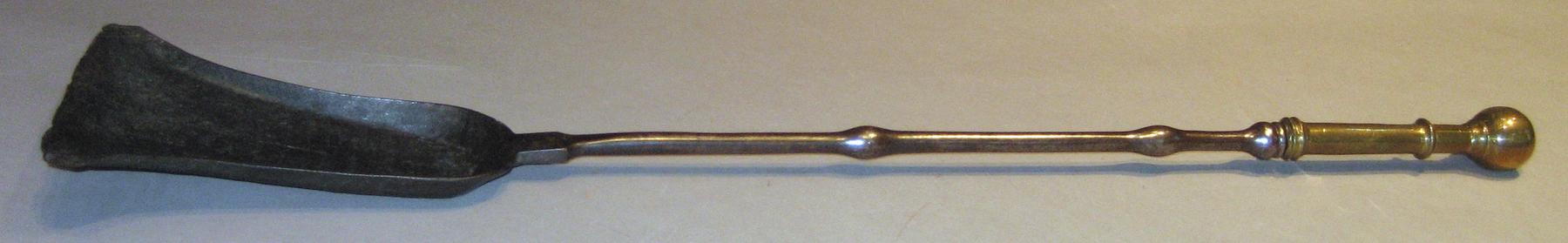 1964.0531.002 Shovel