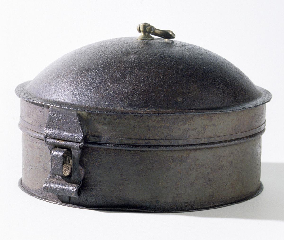 1964.0536 Spice Box