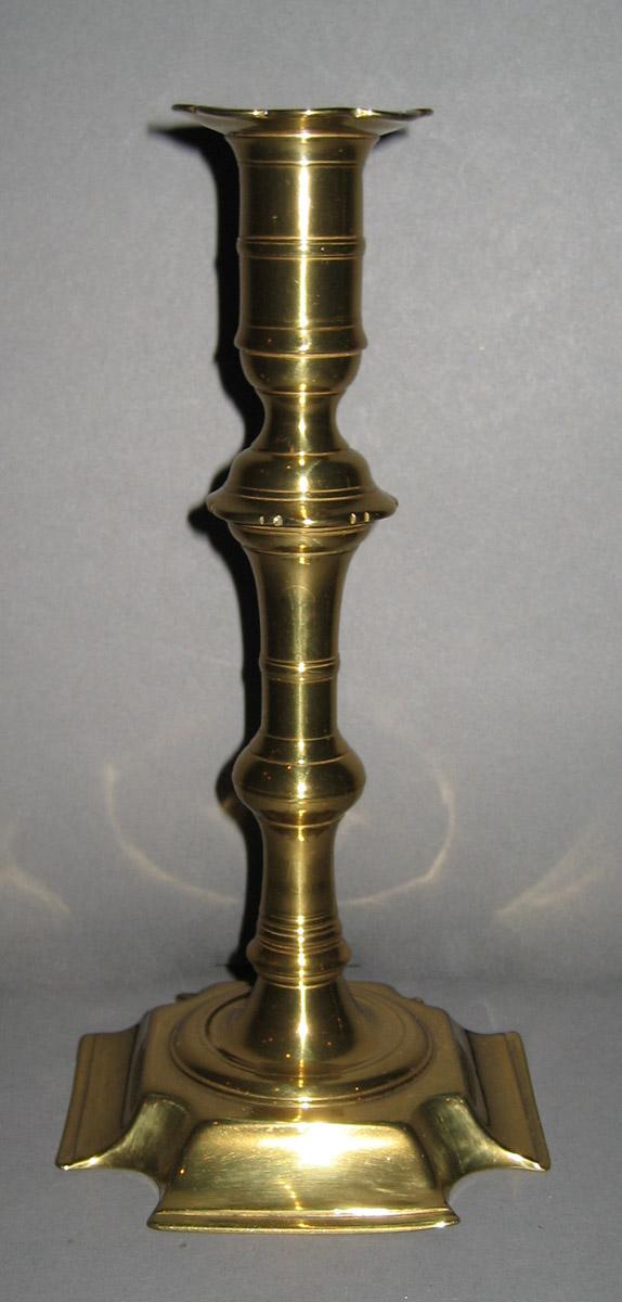 1964.0554.002 Candlestick