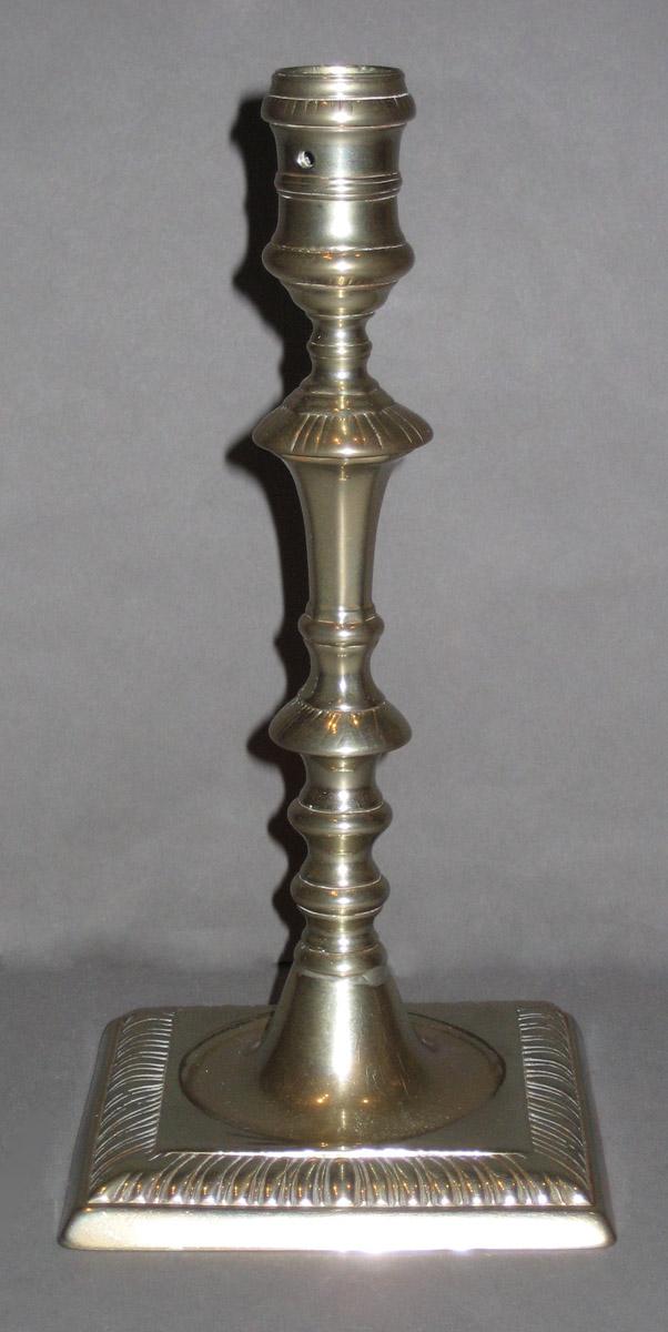 1964.0559.002 Candlestick